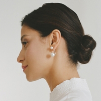 Косметичка Равшаны Курковой: «Чувство меры должно распространяться на все в жизни»