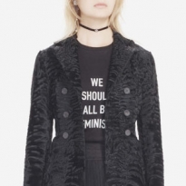 Тенденции-2017: одежда с надписями