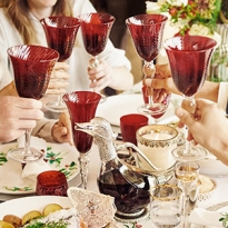 Как предотвратить похмелье и не переесть в новогоднюю ночь