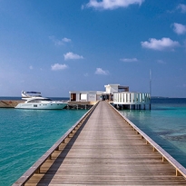 Где отдыхают Кейт Мосс, Кара Делевинь и другие модели