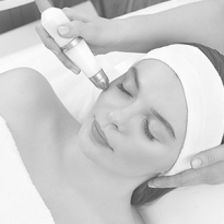 Экстралифтинг: 3 процедуры для лица за 24 часа до Нового года