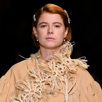 Что мы знаем о Джесси Бакли — актрисе из сериала «Чернобыль» и фильма «Джуди» с Рене Зеллвегер