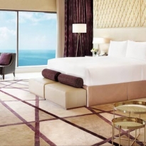 В отеле Fairmont Ajman открылся аквапарк на воде