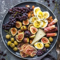 Наладить режим питания и избавиться от усталости: с чего стоит начать