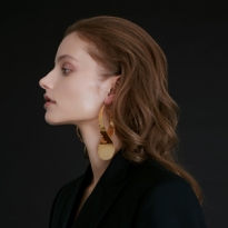 С чем носить пиджак в стиле power dressing