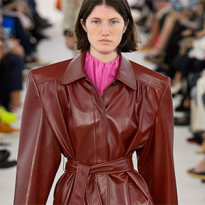 Balenciaga разорвал отношения с кастинг-директорами из-за их жестокого обращения с моделями