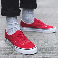 Новая коллаборация Vans и Undercover поступила в продажу