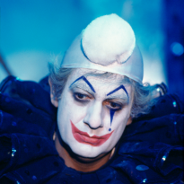 Культтуризм с Владимиром Раевским: оперная драма маленьких людей на грани с омской хтонью