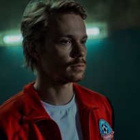 «В кино все началось со случайности»: Роман Евдокимов о новых проектах и работе в театре