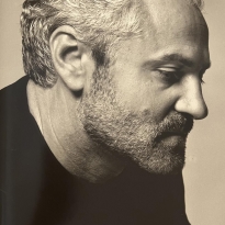 Дизайнер рок-н-ролла: Джанни Версаче в 10 фотографиях