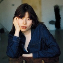 «Важно вызвать эмоцию»: соосновательница Nouveau riche Алия Хурамшина — о контенте и новых 90-х