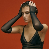 Новое имя. No Pantaloons — бренд (не) нижнего белья, который намеренно показывает все, что скрыто