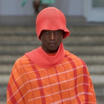 Issey Miyake, коллекция menswear весна-лето 2025