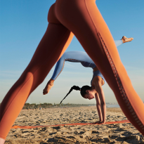 Я только спросить: как сесть на шпагат, если никогда не занимался растяжкой?