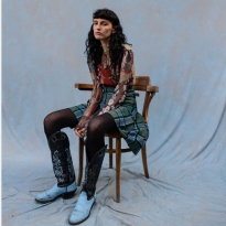 Знакомьтесь — эти молодые певицы пишут музыку для Эди Слимана и ходят на показе Miu Miu