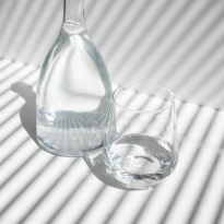 Детокс-вода с огурцом, мятой, лимоном. Почему она полезна?