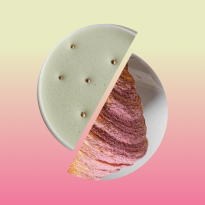 Новости ресторанов: тирамису с белыми грибами, латте со свеклой и пончик с копченым угрем