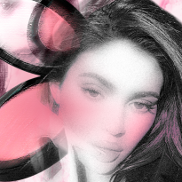 Для блеска в глазах: тренд на розовую пудру — носим как Кайли Дженнер, Джиджи Хадид и Сэди Синк