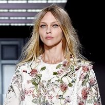 Неделя высокой моды в Париже: Giambattista Valli, осень 2015