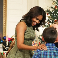 Мишель Обама представила рождественское убранство Белого дома