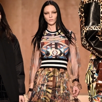 Обзор Buro 24/7: Givenchy, осень-зима 2016