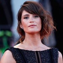 Джуд Лоу и Джемма Артертон на премьере сериала «Молодой Папа» в Венеции