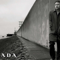 Первый взгляд: Джеймс МакЭвой в рекламной кампании Prada