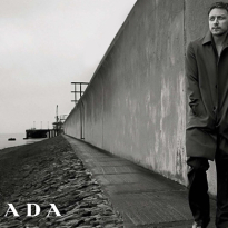 Первый взгляд: Джеймс МакЭвой в рекламной кампании Prada