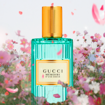 Летнее поле: ароматы с цветами и травами