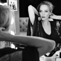 Ума Турман в съемке The Edit