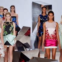 Неделя высокой моды в Париже: Giambattista Valli, весна 2014
