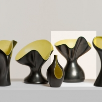 Коллекция керамики Рафа Симонса уйдет с молотка