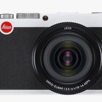 Новая Leica X Vario в серебряном корпусе