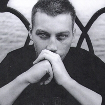 Александр Кузнецов: «Отстаивать свои взгляды на жизнь можно только творчеством»