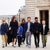 Анджелина Джоли рассказала, что она думает о воспитании подростков