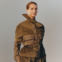 Кристи Тарлингтон снялась в первой кампании ритейлера Matchesfashion