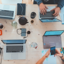 Правительство заявило о невозможности отмены 8-часового рабочего дня