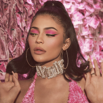 Что делать, если укладка и макияж оказались слишком стойкими