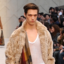 Обзор Buro24/7: Burberry Menswear, осень-зима 2014