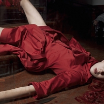 \"Ужасная\" съемка Стивена Майзела для Vogue Italia