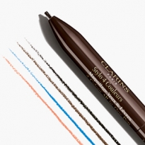 Clarins выпустили ручку-подводку для глаз и губ