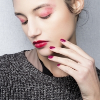 Инструкция: как правильно ухаживать за руками зимой