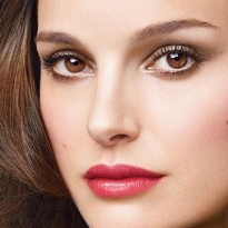 Натали Портман — лицо новой коллекции оттеночных бальзамов Dior
