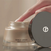 Giorgio Armani представил новое тональное средство