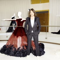 Новый формат fashion show от Stephane Rolland