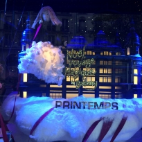 Рождественские витрины Printemps