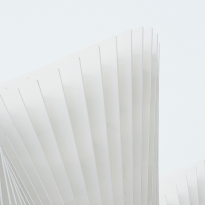 Резиновый диван, светильник на рельсе и холм с баней: как развиваются дизайн интерьера и архитектура в 2022-м