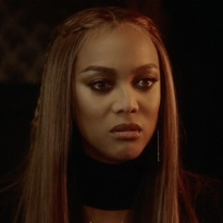 Супермодель Тайра Бэнкс в новом клипе Дрейка