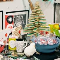 Новогодние игрушки как арт-концепция