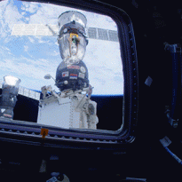 Видео дня: космическая станция изнутри